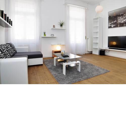 Garibaldi Home Budapest