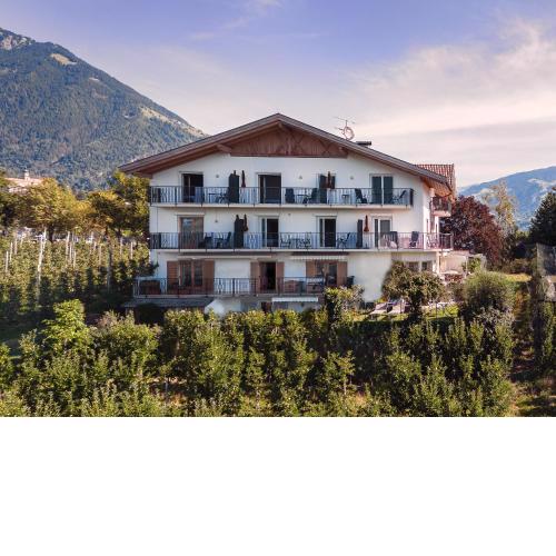 Garni Hotel Walburg