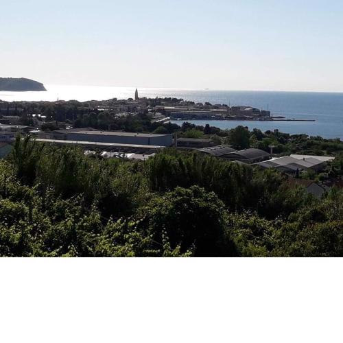 Garsonjera Pivol