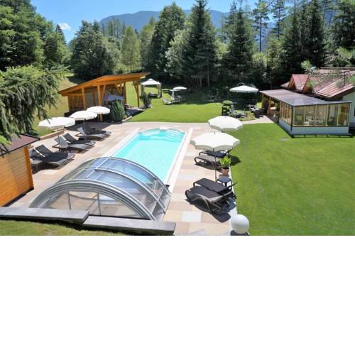Gästehaus Almrausch, Ferienanlage mit Pool