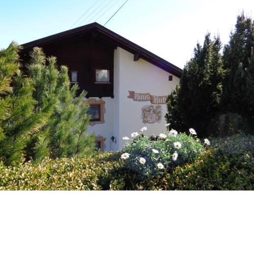 Gästehaus Huber - Das Tiroler B&B