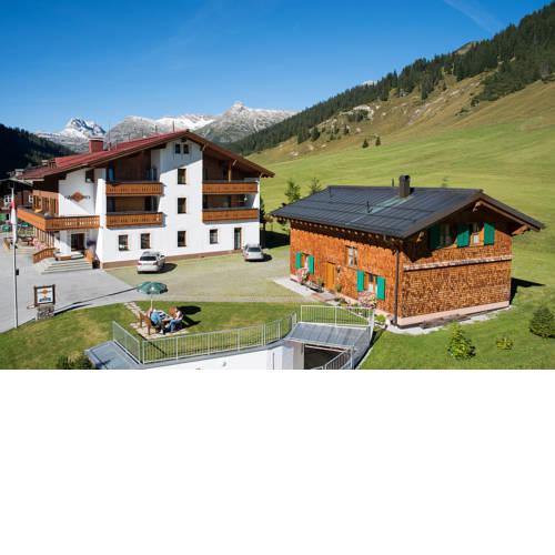Gasthaus & Pension Alphorn