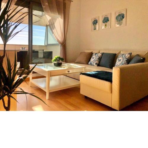 GATU PREMIUM Ático Parra, parking, piscina común, terraza, wifi