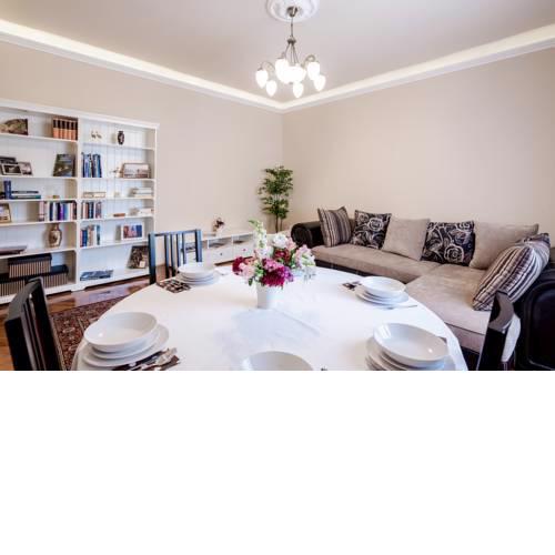 Gellért Family Apartment