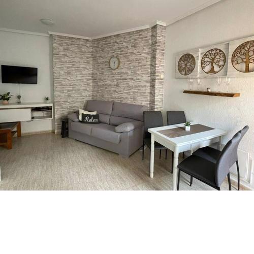 Gemütliches Familien-Apartment im Zentrum von Torrevieja - 5 Min. vom Strand