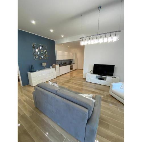 Genoa Lux Apartments with parking