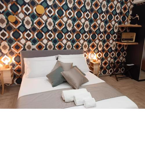 Geometric Art Home