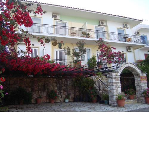 George's Apartments