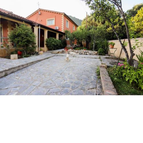George's Sweet n' Cozy Maisonette in Ipsos Corfu