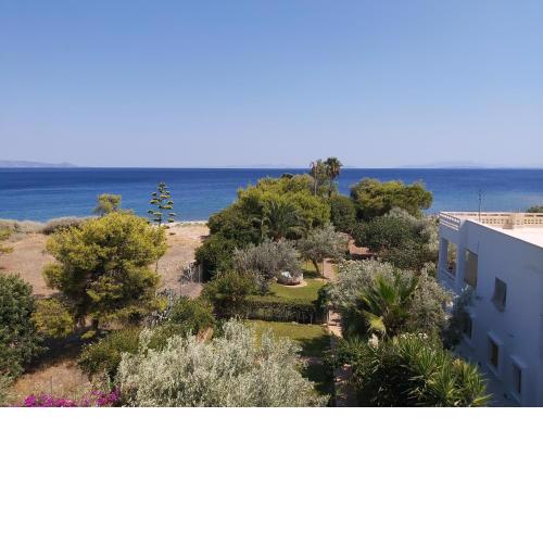 Geranium Villa by the sea