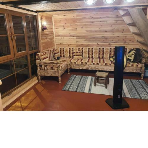 Gesatona Angel House