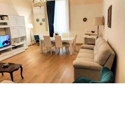 Ghibellina Elegant Apartment with 4 bedrooms