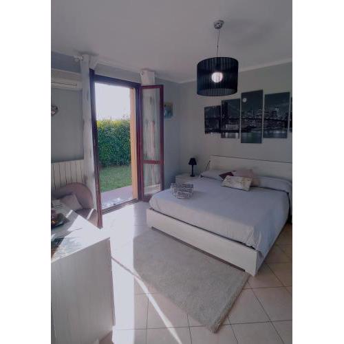Giardino del sole, con Wi-Fi, smart TV, aria condizionata