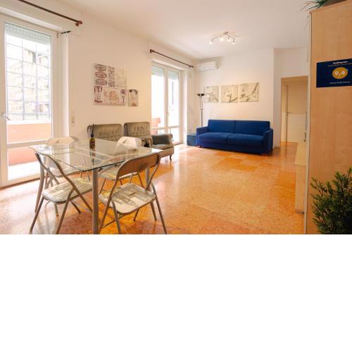 Giberti Apartment - Royal Welcome