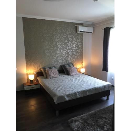 Gift House Apartman
