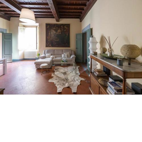Ginny’s house- Borgo la croce luxury apartment