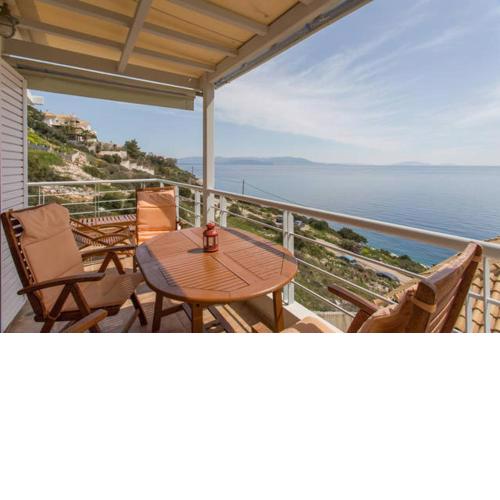 Giorgis Home Seafront