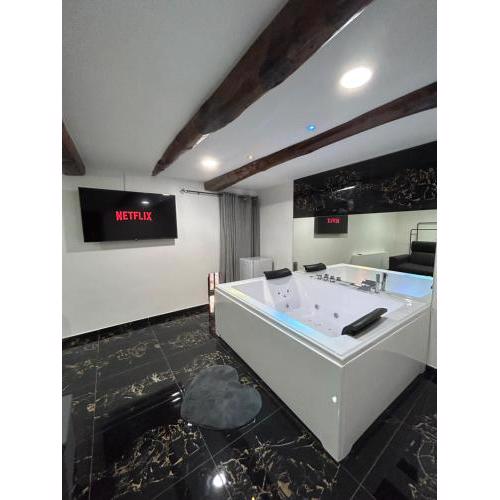 Giovanni Luxury suites