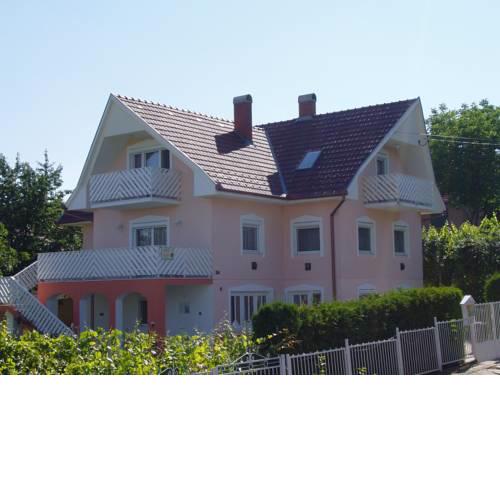 Gitta Apartmanház