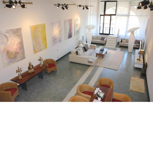 Giudecca Luxury Gallery