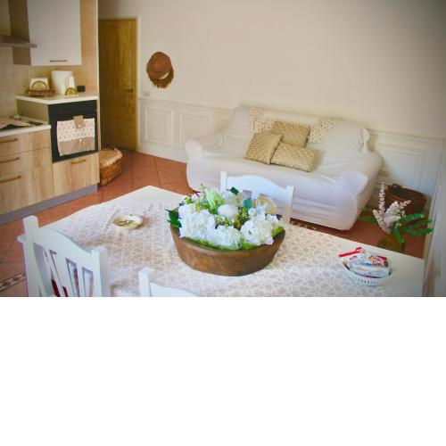 Giusy's House. Strategic Geographic Location!