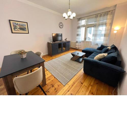 Giza Family Apt in Ideal centre w Working Space