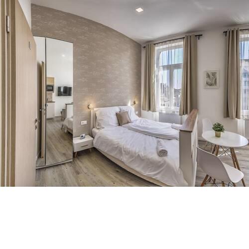 Glam Downtown Apartments