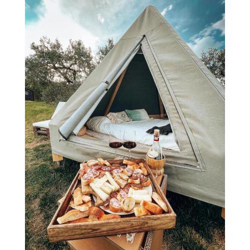 [GLAMPING LA LODOLA] tipì toscana tra gli olivi