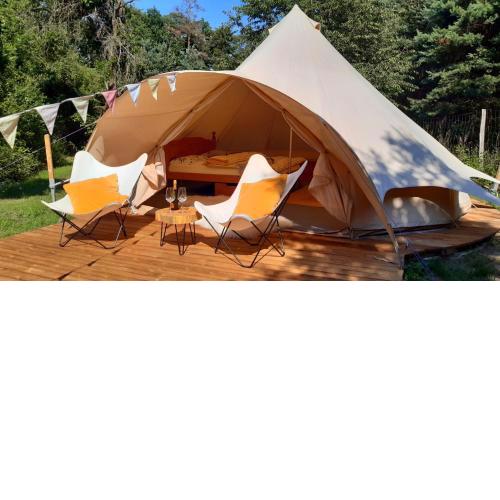 Glamping v Sadu