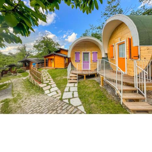 Glamping Villaggio Parco Dei Castagni 4 stelle