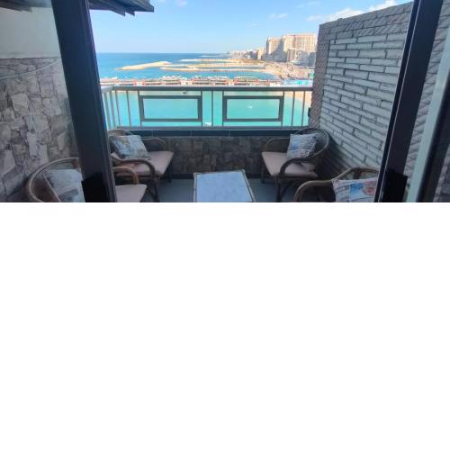 Gleem Luxury Apartment Alexandria Sea View جليم بحر مباشر بفيو روعة