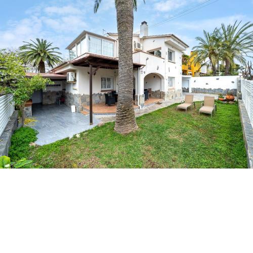 Global Maria, con barbacoa privada y piscina comunitaria, Platja de Vilafortuny