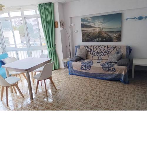Global Patricia, a 30 metros de la playa