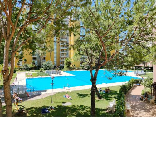 Global Properties, Apartamento con piscina en Residencial Brezo