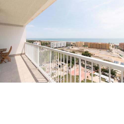 Global Properties, Apartamento con terraza y vistas al mar
