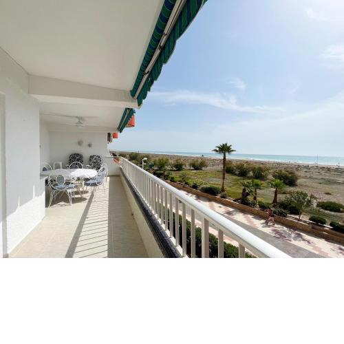 Global Properties, Apartamento en primera linea de playa, Canet de Berenguer