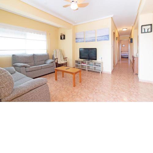 Global Properties, Apartamento en primera linea de playa en Canet