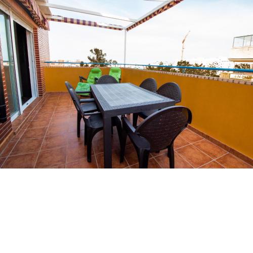 Global Properties, Bonito apartamento en Puerto de Sagunto Playa