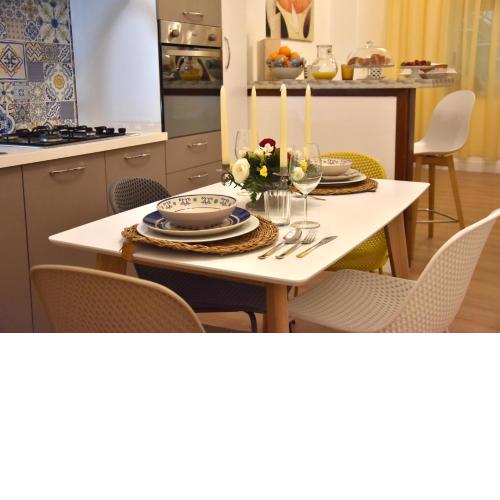 Gloden House Apartments