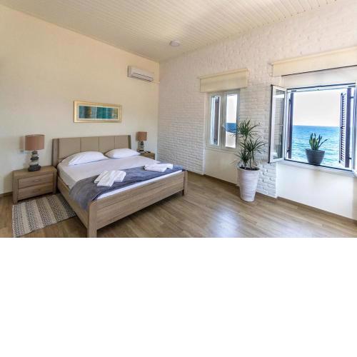 Glorious historic Chania Seaside villa