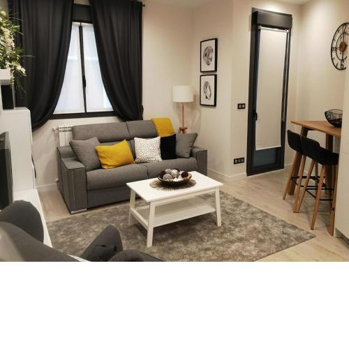 Glory Suite by Santiago