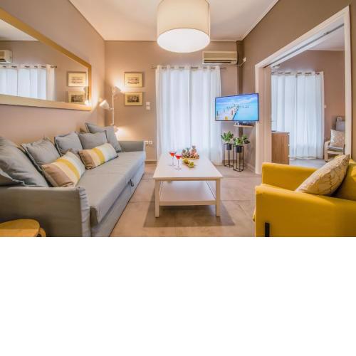 Glyfada's Central Apartment