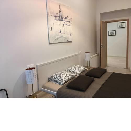 Goldcentral Apartment Dob