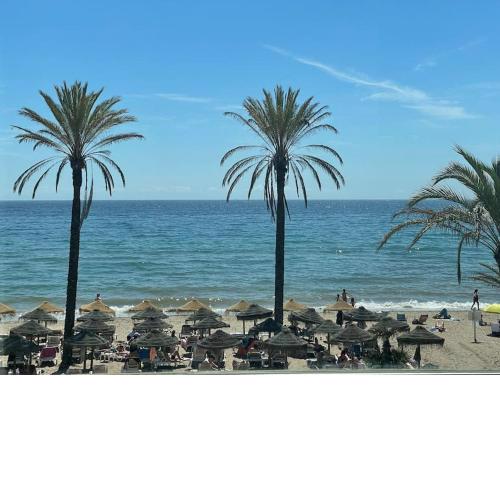Golden Beach, close to the beautiful beach.