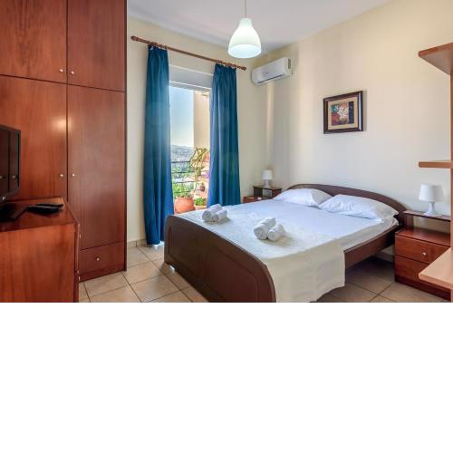 Golden Beach Hill Apartments
