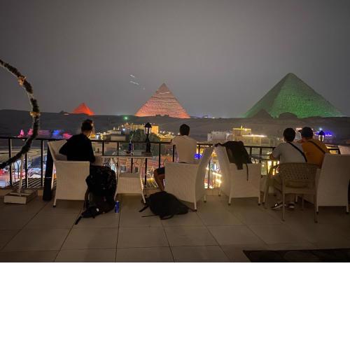 Golden Pyramids View Inn