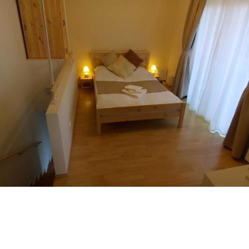 Golden Sunshine Apartman
