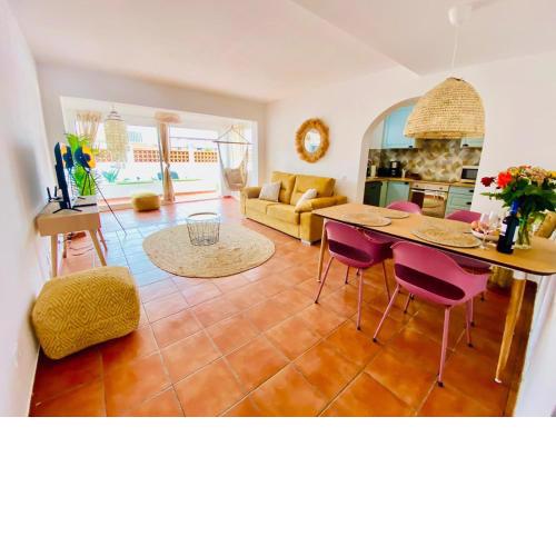 Golden Wave Surf Villa