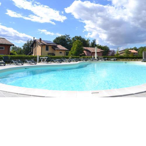 Golf Apartment with shared pool - Happy Rentals