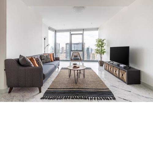 Gorgeous Modern 1bd Condo Views W Poolgym! #255